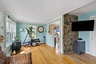 37 Platt St, Bristol, RI 02809 - Photo 19