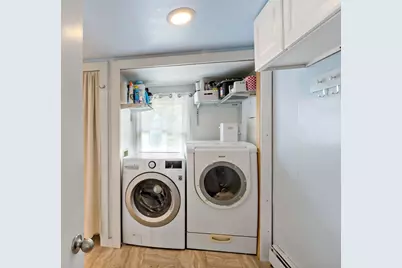 37 Platt Street, Bristol, RI 02809 - Photo 15