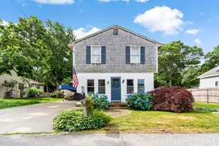 37 Platt St, Bristol, RI 02809 - Photo 1