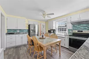 1472 Wampanoag Trl, East Providence, RI 02915 - Photo 7