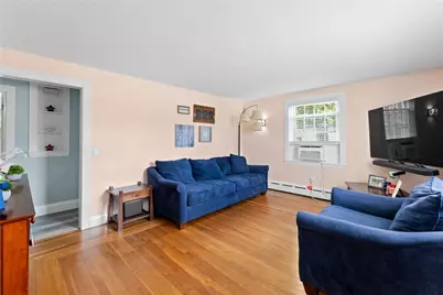 1472 Wampanoag Trail, East Providence, RI 02915 - Photo 11