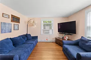 1472 Wampanoag Trl, East Providence, RI 02915 - Photo 13