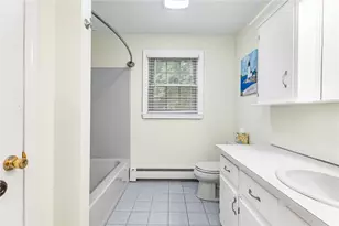 19 Waterman St, Bristol, RI 02809 - Photo 33