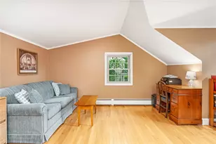 19 Waterman St, Bristol, RI 02809 - Photo 27