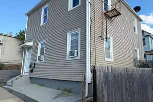 27 Hauxhurst St, Providence, RI 02909 - Photo 3