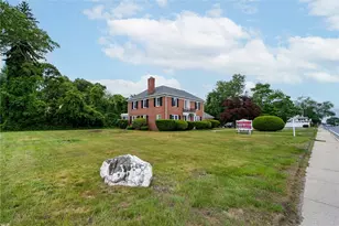 873 Warwick Ave, Warwick, RI 02888 - Photo 43
