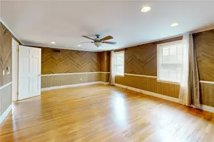 873 Warwick Ave, Warwick, RI 02888 - Photo 31