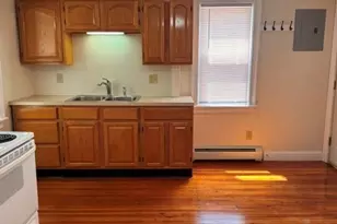 6 Goulding St, Providence, RI 02906 - Photo 3