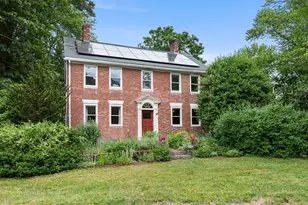 462 Ledge Rd, Seekonk, MA 02771 - Photo 1