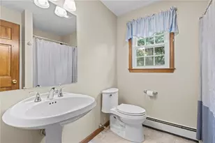 157 Tara Ln, Woonsocket, RI 02895 - Photo 23
