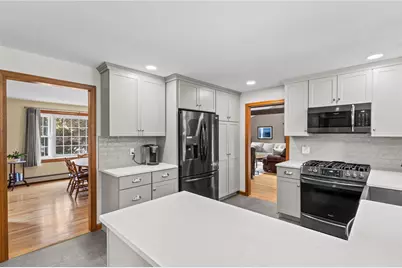 157 Tara Lane, Woonsocket, RI 02895 - Photo 5