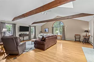 157 Tara Ln, Woonsocket, RI 02895 - Photo 7