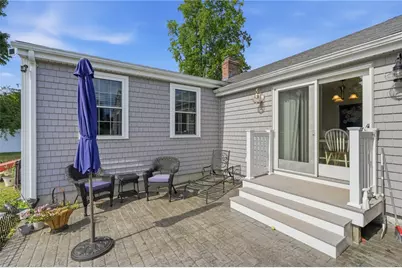 336 Dover Avenue, East Providence, RI 02914 - Photo 33