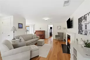 336 Dover Ave, East Providence, RI 02914 - Photo 29