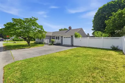 336 Dover Avenue, East Providence, RI 02914 - Photo 49