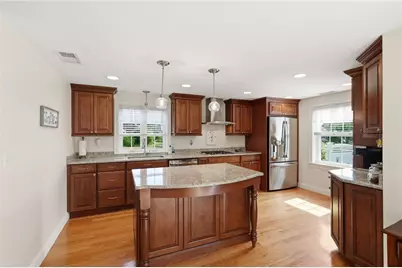 336 Dover Avenue, East Providence, RI 02914 - Photo 7