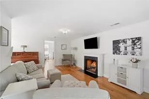 336 Dover Ave, East Providence, RI 02914 - Photo 21