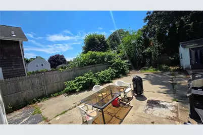 18 Glen Street, East Providence, RI 02915 - Photo 25
