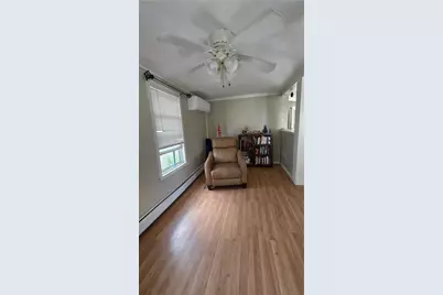 18 Glen Street, East Providence, RI 02915 - Photo 7