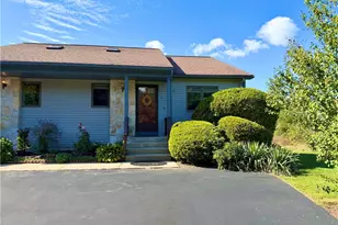 30 Acorn Ct, South Kingstown, RI 02879 - Photo 1