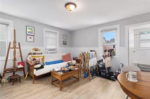 5 Trenton St, Providence, RI 02906 - Photo 11