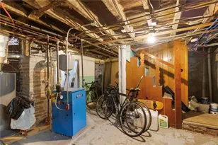 5 Trenton St, Providence, RI 02906 - Photo 23