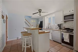 6 Murphy Ave, Bristol, RI 02809 - Photo 11