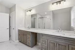 60 Bloor St, Warwick, RI 02889 - Photo 25