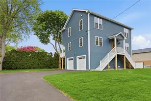 60 Bloor St, Warwick, RI 02889 - Photo 5