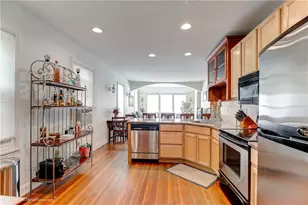 9 Waites, Newport, RI 02840 - Photo 5