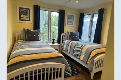 25 Bayside Avenue, Portsmouth, RI 02871 - Photo 11