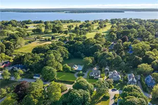 127 Beacon Ave, Warwick, RI 02889 - Photo 5
