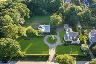 127 Beacon Ave, Warwick, RI 02889 - Photo 3