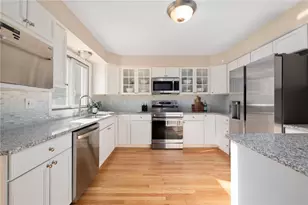 127 Beacon Ave, Warwick, RI 02889 - Photo 25