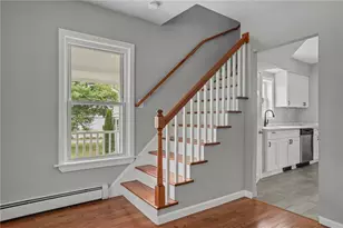 34 Chapin Ave, Warwick, RI 02889 - Photo 7