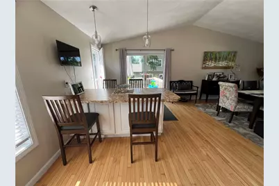 1089 Greenwich Avenue, Warwick, RI 02886 - Photo 3