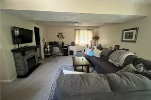1089 Greenwich Ave, Warwick, RI 02886 - Photo 7