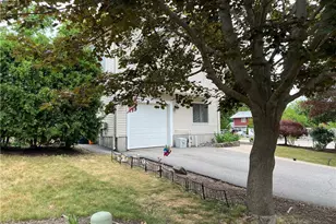 1089 Greenwich Ave, Warwick, RI 02886 - Photo 13