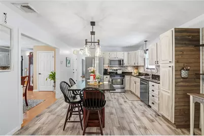 8 Pineridge Drive, Smithfield, RI 02917 - Photo 11