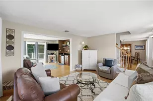 8 Pineridge Dr, Smithfield, RI 02917 - Photo 19