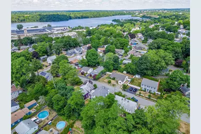 14 Garfield Avenue, East Providence, RI 02916 - Photo 49
