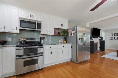 82 Leroy Drive, East Providence, RI 02915 - Photo 9