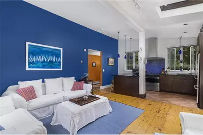 428 Gibbs Avenue #4, Newport, RI 02840 - Photo 5