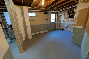 118 Center Ave, Middletown, RI 02842 - Photo 29