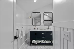 561 Bristol Ferry Rd, Portsmouth, RI 02871 - Photo 25