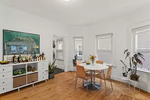 206 Rochambeau Ave, Providence, RI 02906 - Photo 11