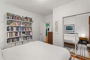 206 Rochambeau Ave, Providence, RI 02906 - Photo 21