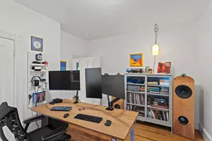 206 Rochambeau Ave, Providence, RI 02906 - Photo 27