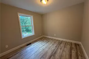 50 Hope Furnace Rd, Coventry, RI 02816 - Photo 7
