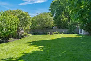 23 Dyer St, Warren, RI 02885 - Photo 49